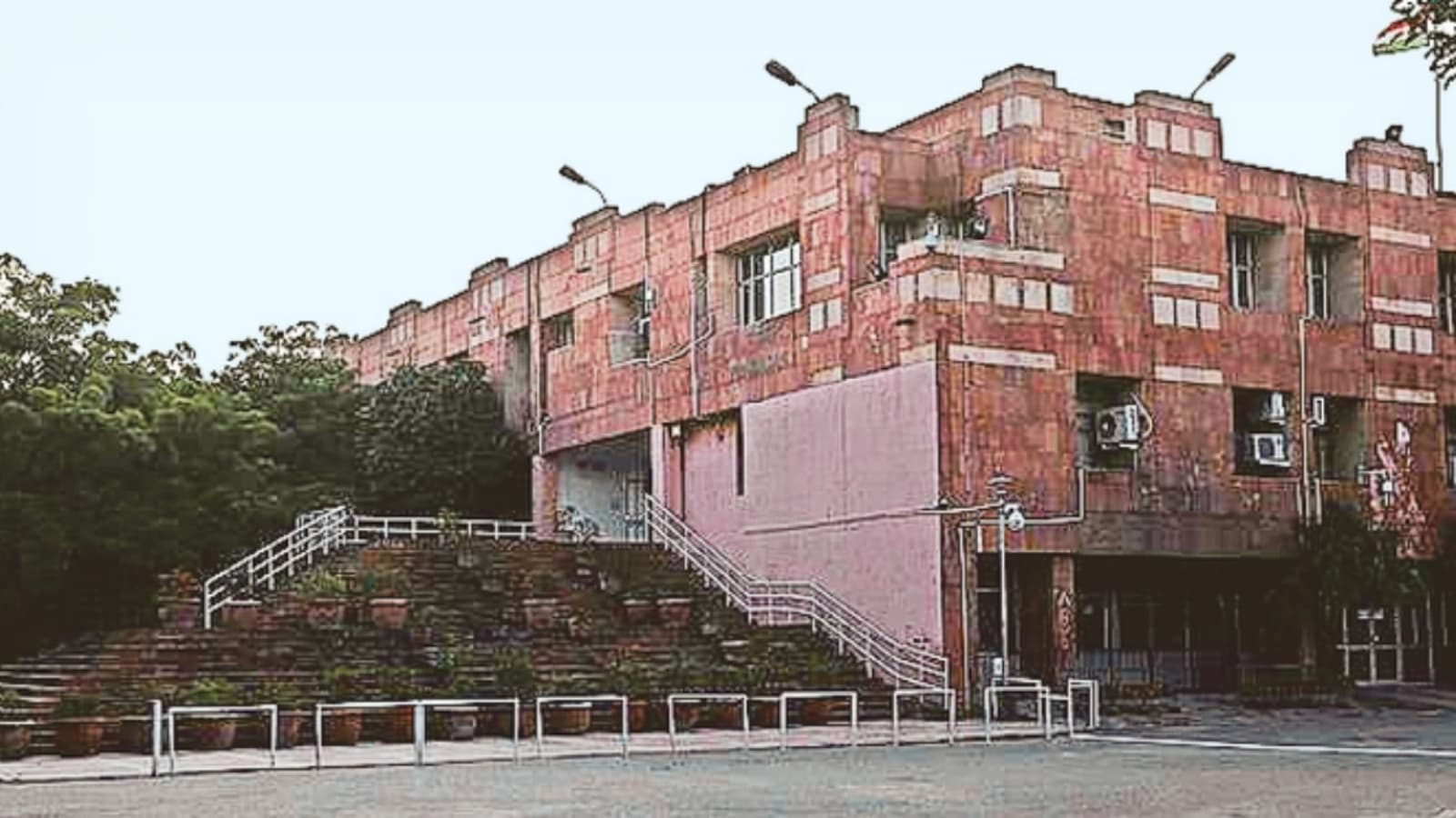 JNU MBA Admissions 2026: Registration deadline on May 15