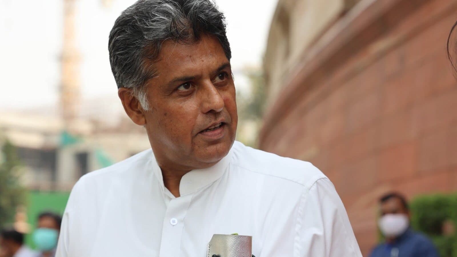 Chandigarh MP Manish Tewari seeks free power, water for urban poor