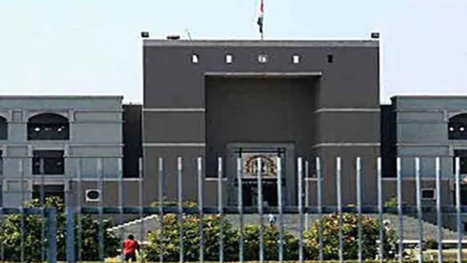 Gujarat HC upholds acquittals in two cases, cites ‘material contradictions’, inconclusive forensics