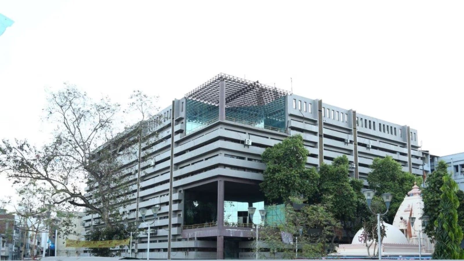 Now, divide garbage into four, not two, bags; sanitary, special care waste added to list
