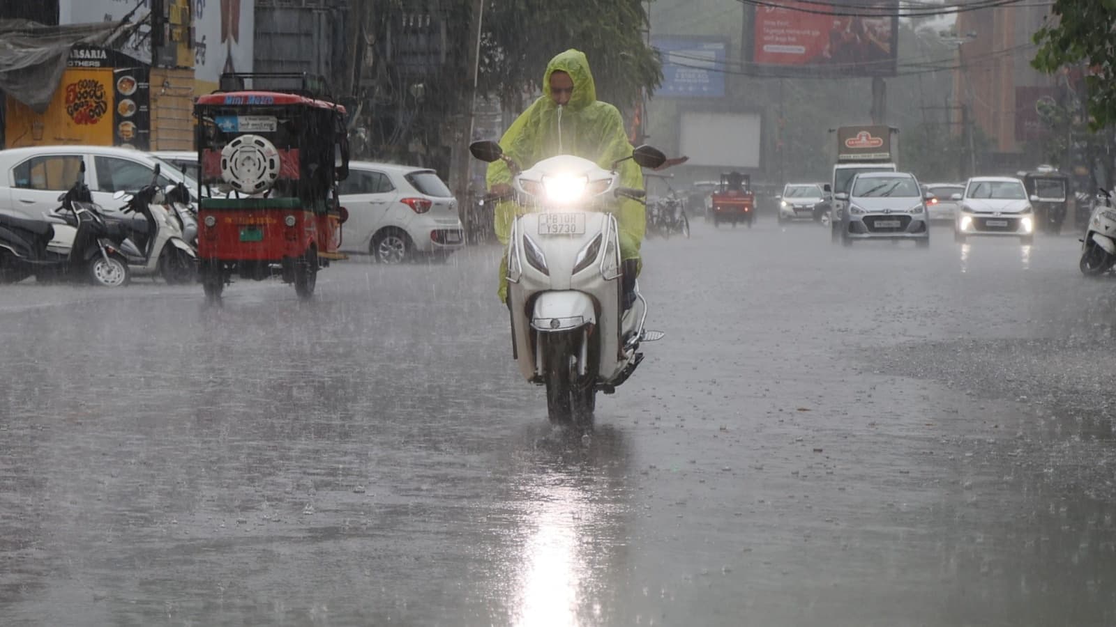 IMD forecasts heavy rainfall across parts of India today as monsoon advances in the South