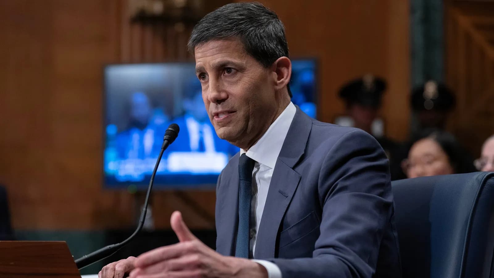 Trump ally Kevin Warsh clinches Senate approval to be Federal Reserves next chair