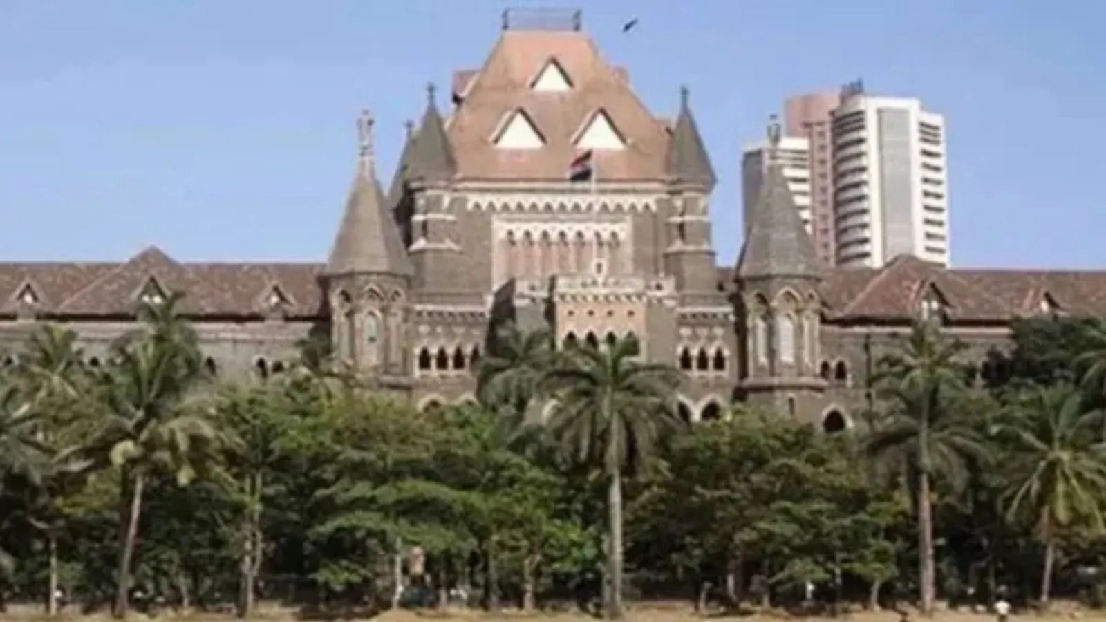 Bombay High Court rejects Lilavati Trust’s plea to restrain HDFC Bank, imposes Rs 5 lakh costs