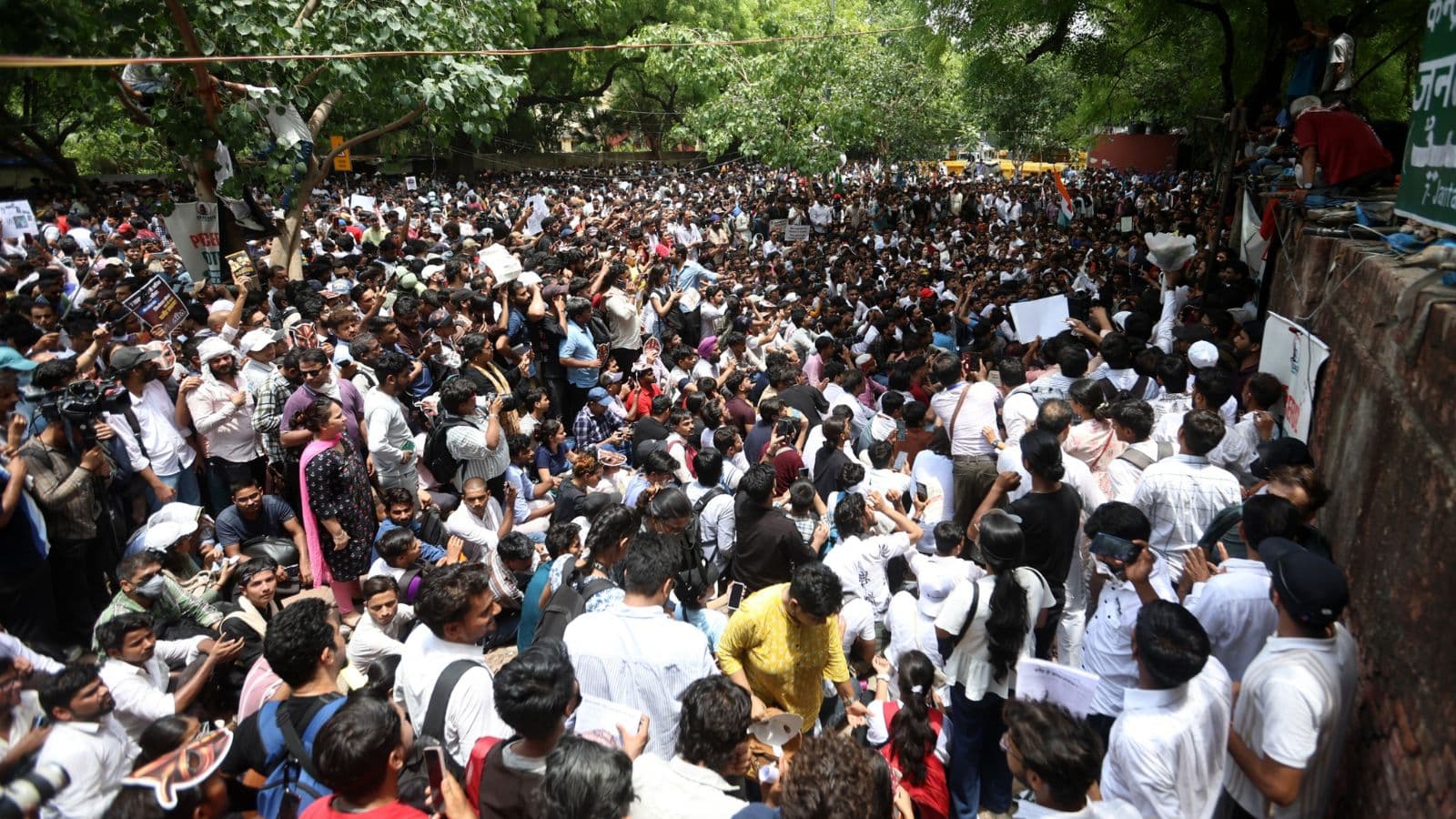 CJP’s NEET stir today, Youth Congress rejects overture