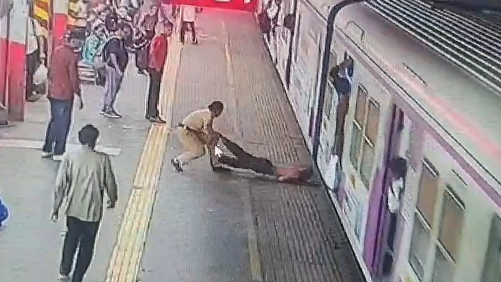 Woman GRP constable saves man from moving train at Dadar after alleged suicide bid; rescue caught on CCTV
