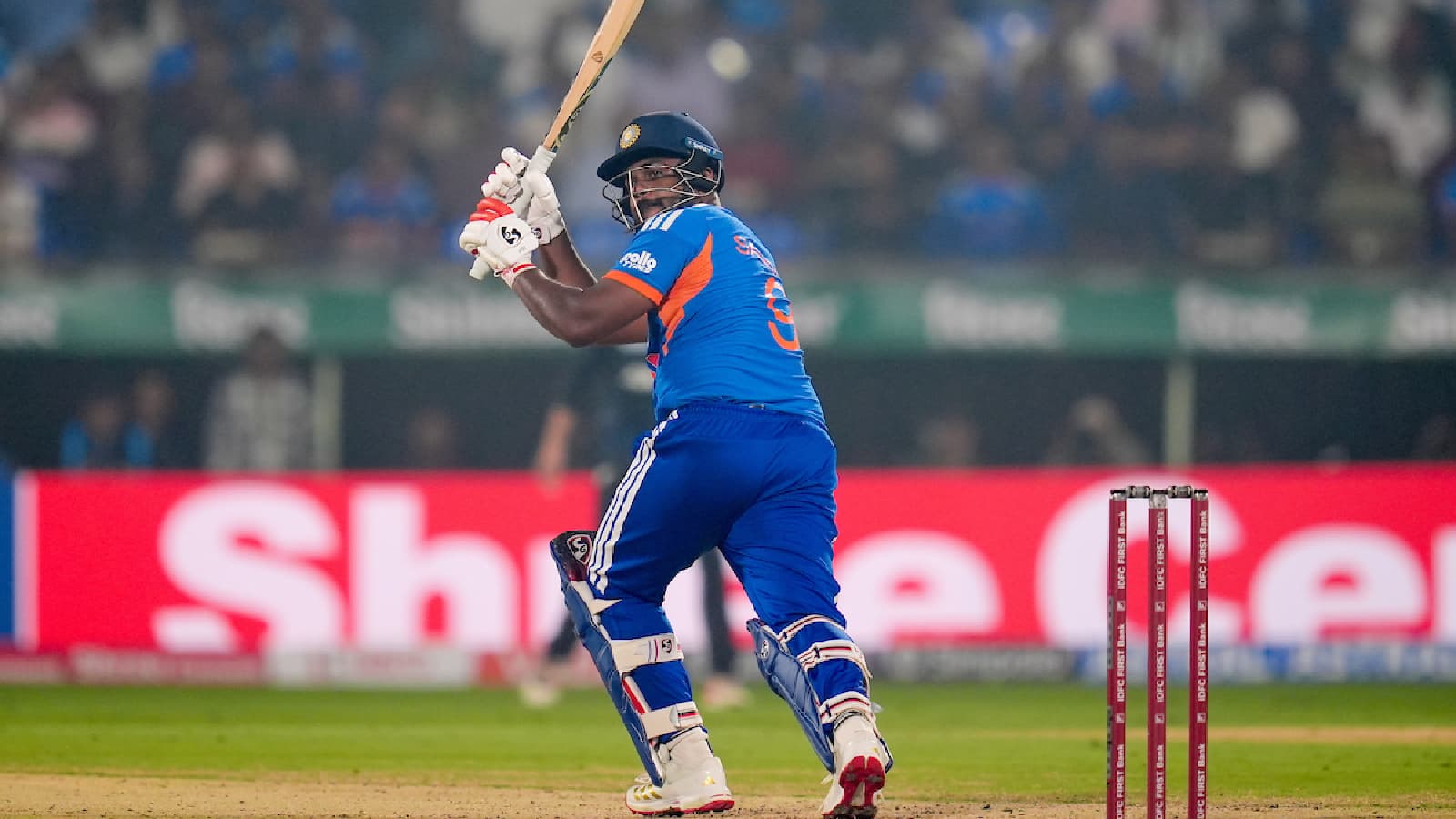 Samson must keep Virat as role model: Manjrekar urges Sanju to focus on fitness