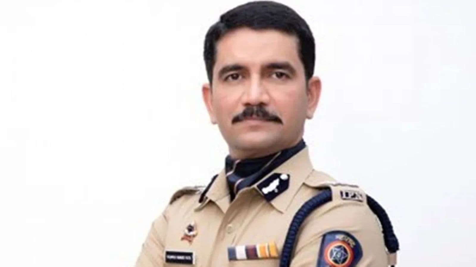 26/11, youth motivator: The Maharashtra cop under fire for praising RSS