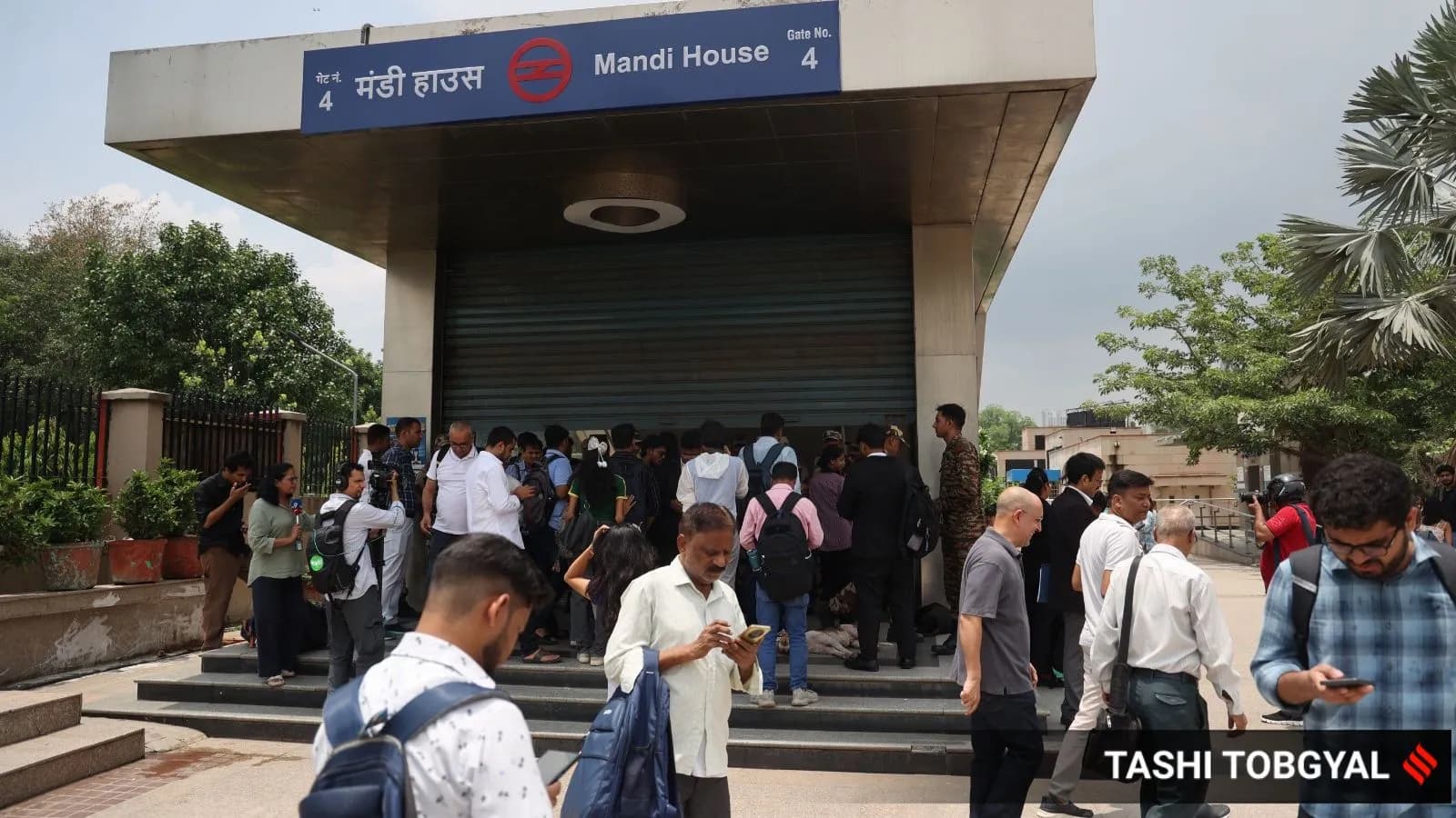 16 Delhi Metro stations shut for second day as protestors swell at Jantar Mantar