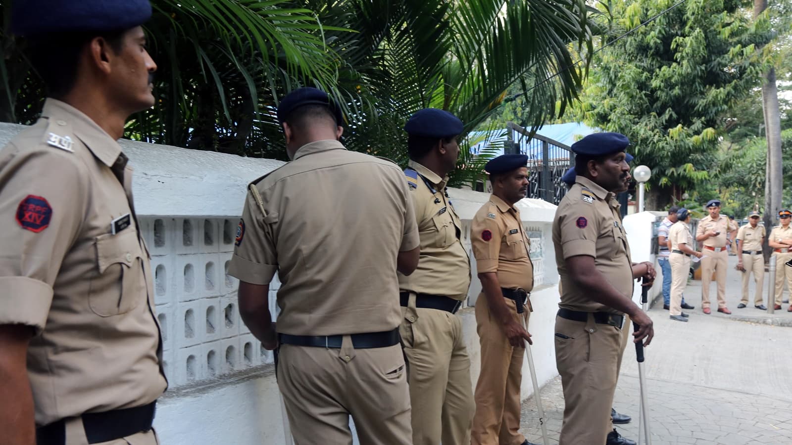 Worker falls from 22nd floor of Wadala high-rise, dies