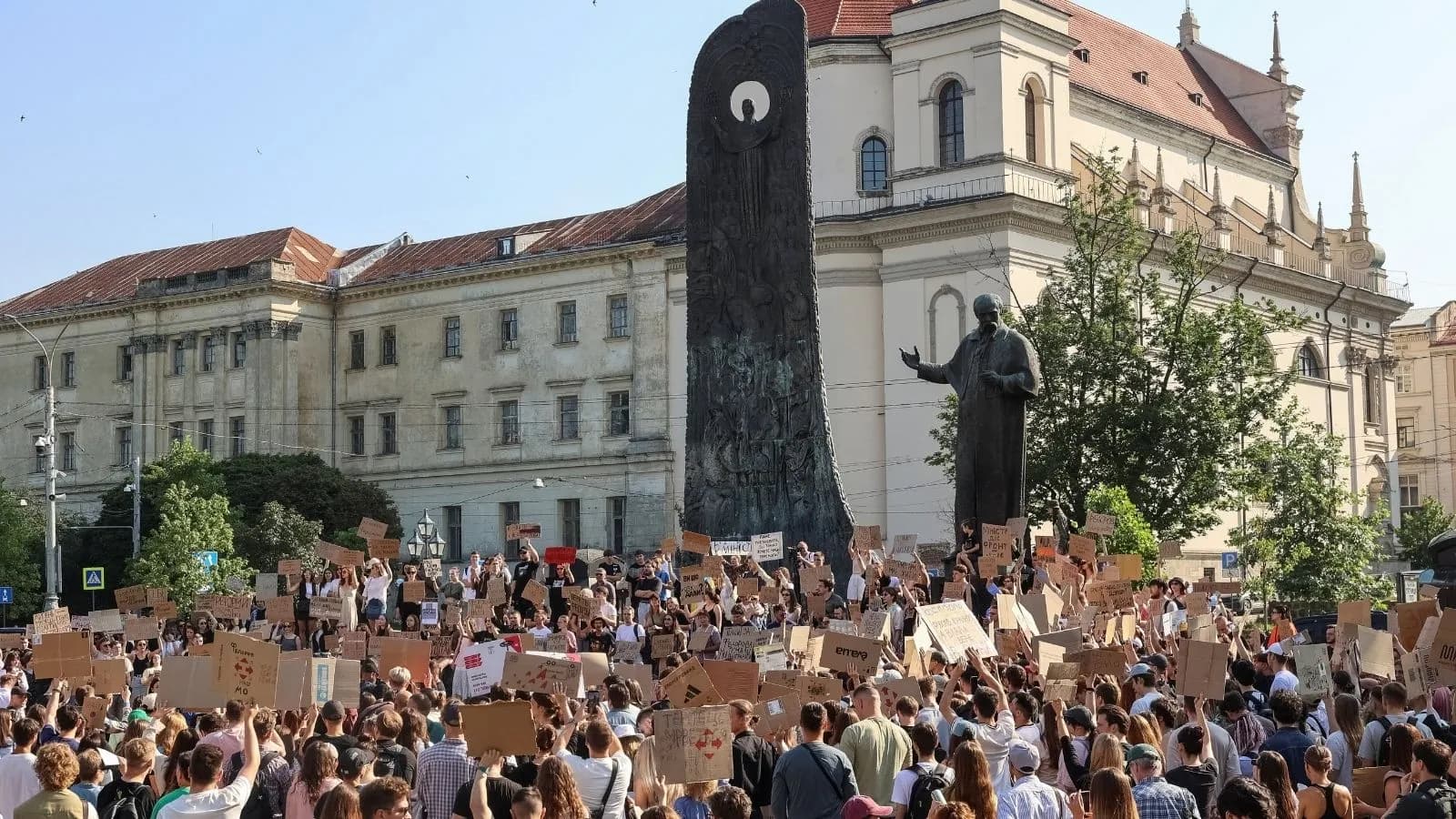 Shame!: Why Ukrainians are protesting against President Zelenskyy during war with Russia