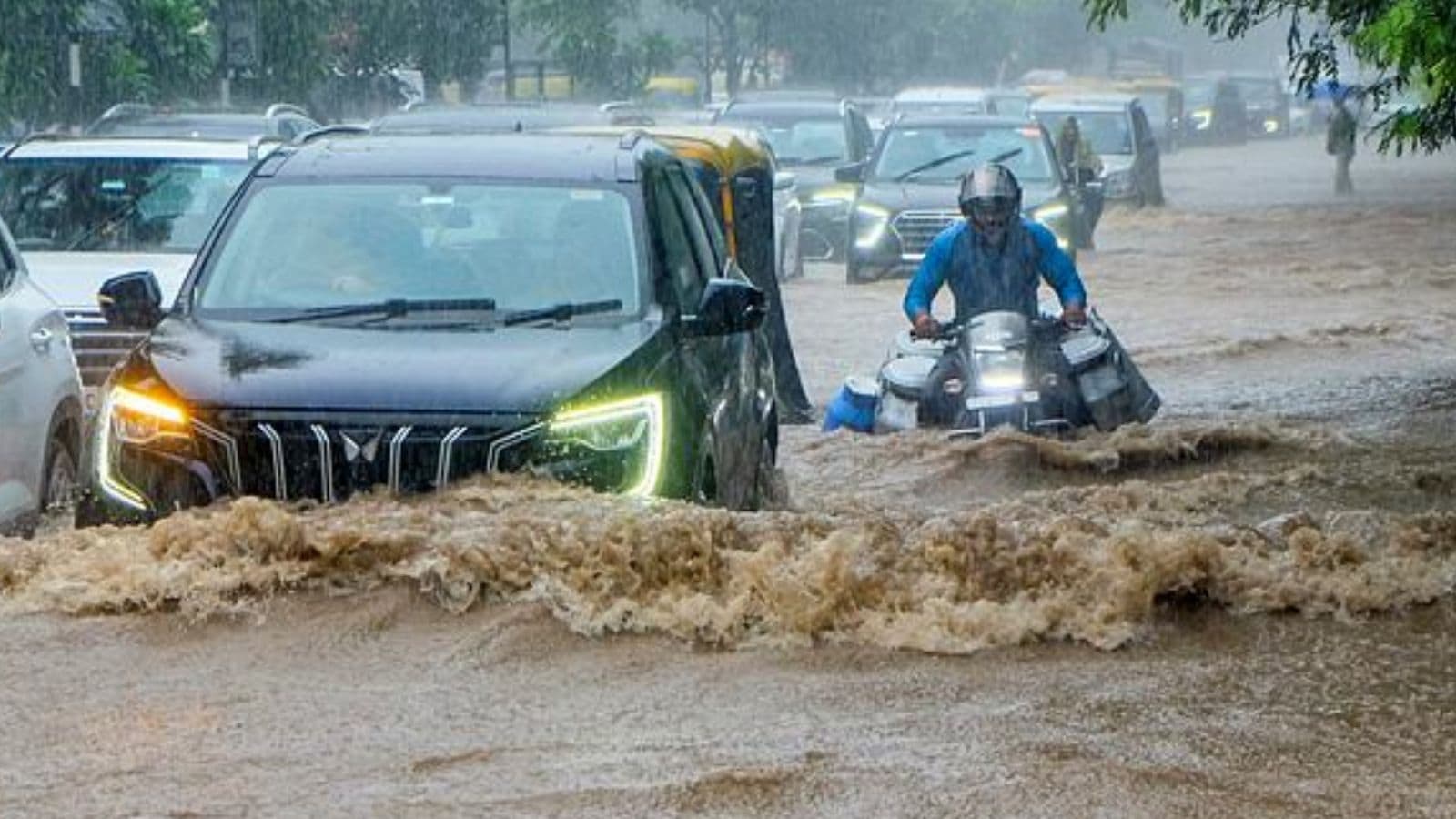 Delay in dewatering, contractors lapses blamed as Gurgaon waterlogged, yet again