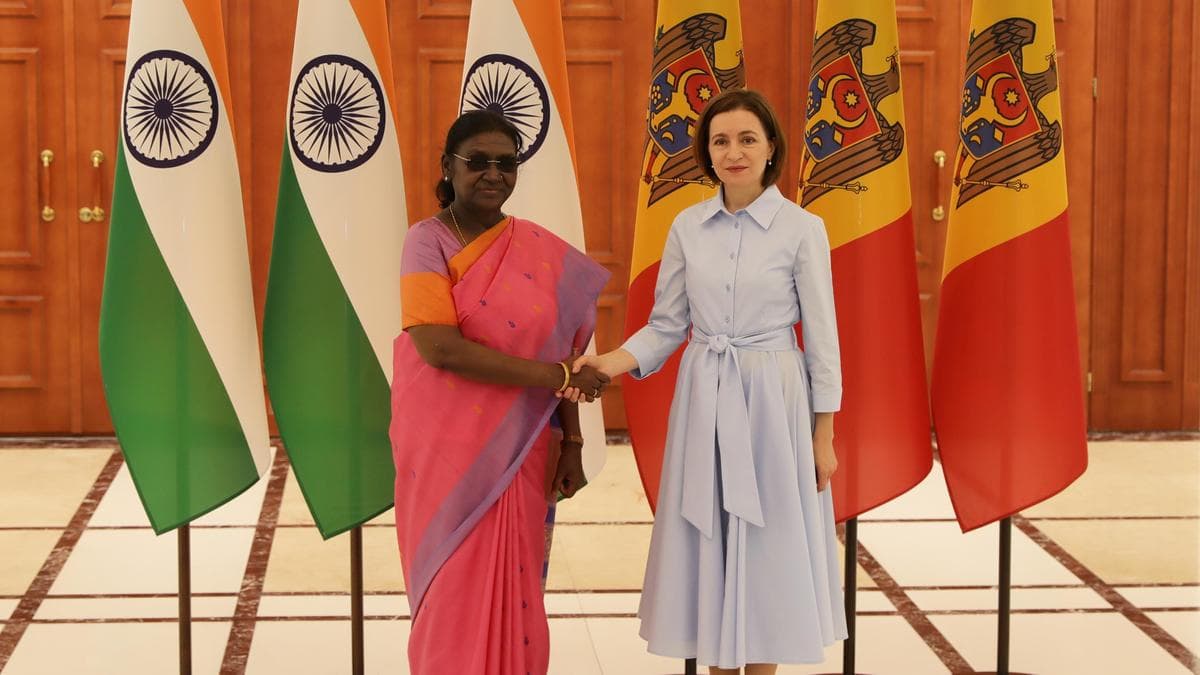 President Murmu arrives in Moldova; first by any Indian head of State