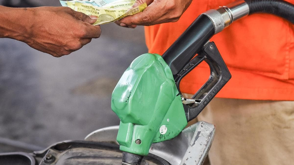 Palaniswami appeals to TVK regime to reduce sales tax rate on petrol, diesel & cooking gas cylinder