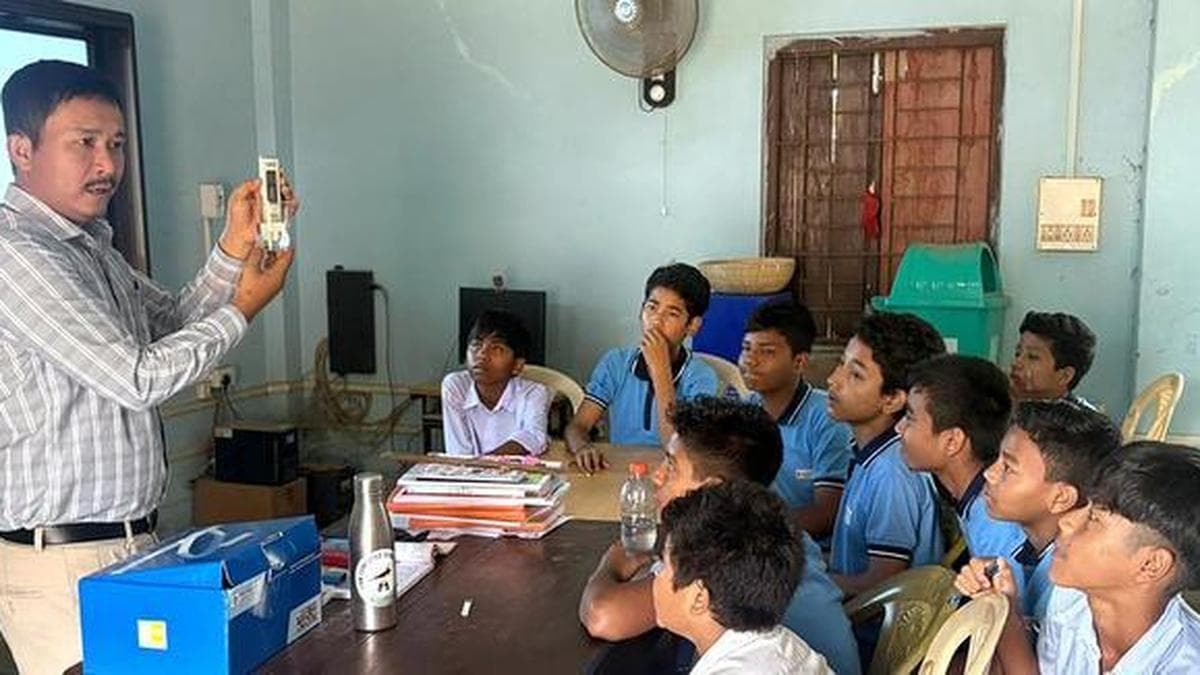 7,948 Assam schools without ideal pupil-teacher ratio