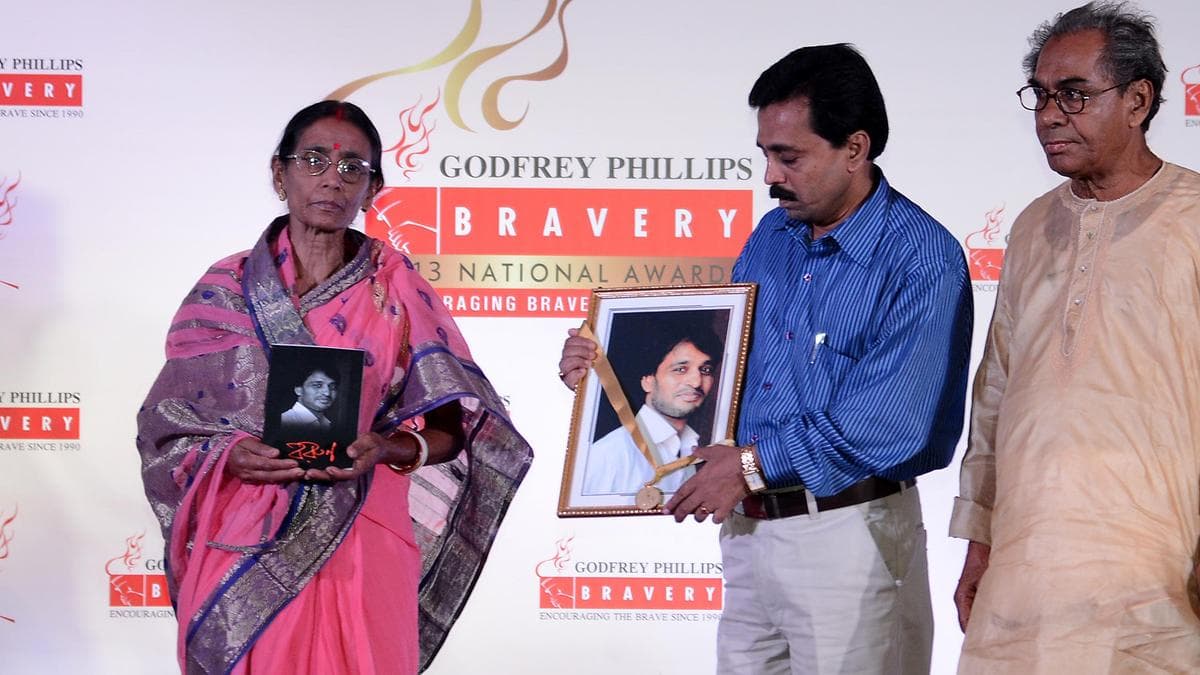 Barun Biswas' family approaches CM for fresh SIT probe into his murder