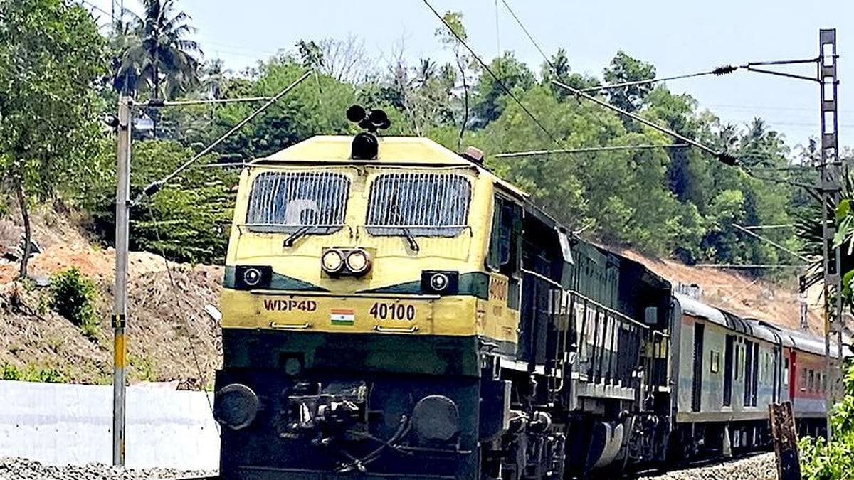 Fire breaks out in coach of Rajdhani Express, no casualties