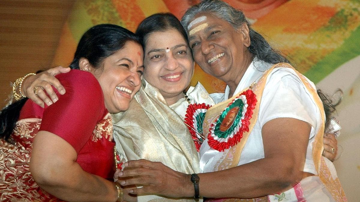S. Janaki’s fresh voice, improvisation made Kerala groove to her tunes