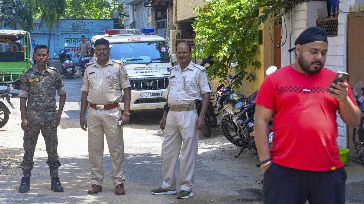 RSS alleges petrol bomb attack at its Ranchi office