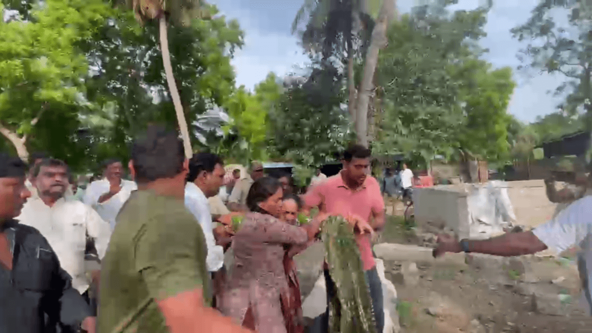 Daughter turned away from Mudragada’s bier; State honours for last rites today