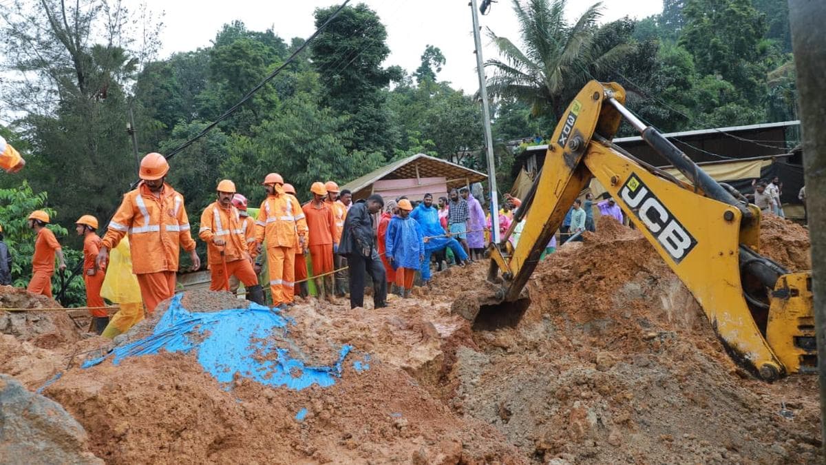 Wayanad debris slip Live: Search on for 5 missing; Kerala CM V.D. Satheesan to visit site