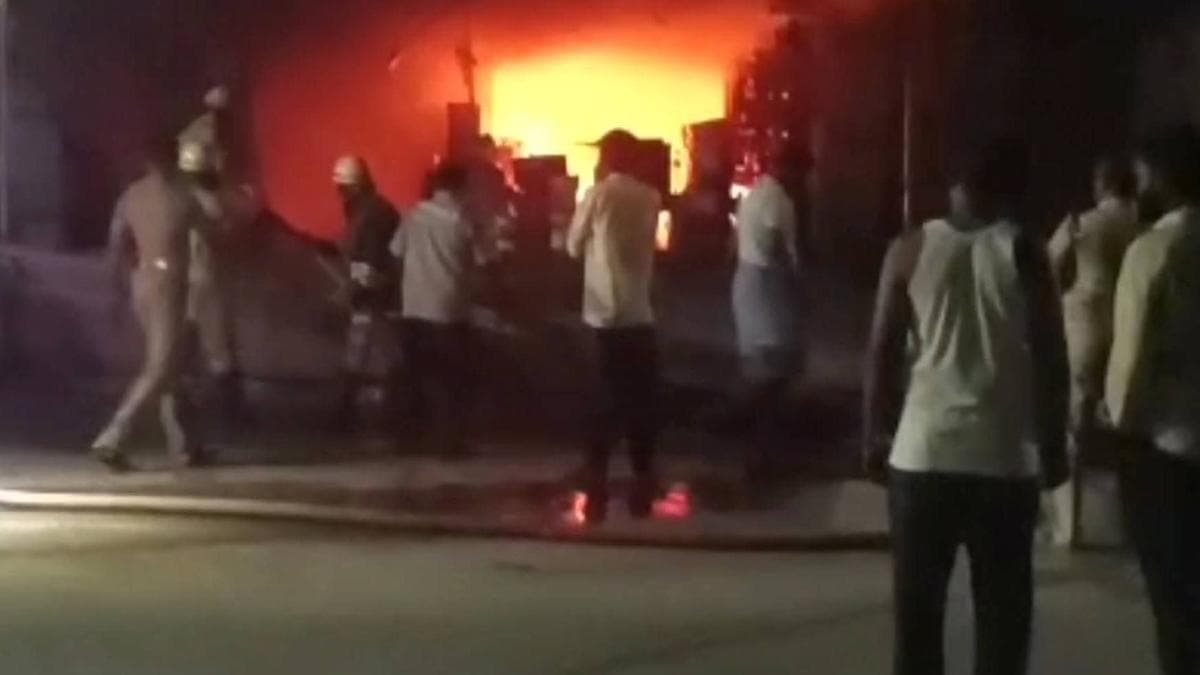 Fire destroys ₹80 lakh worth goods in hardware store near Jolarpet