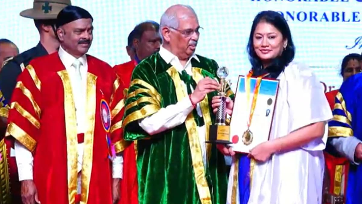 4,200 graduands receive degrees at M.G.R. University