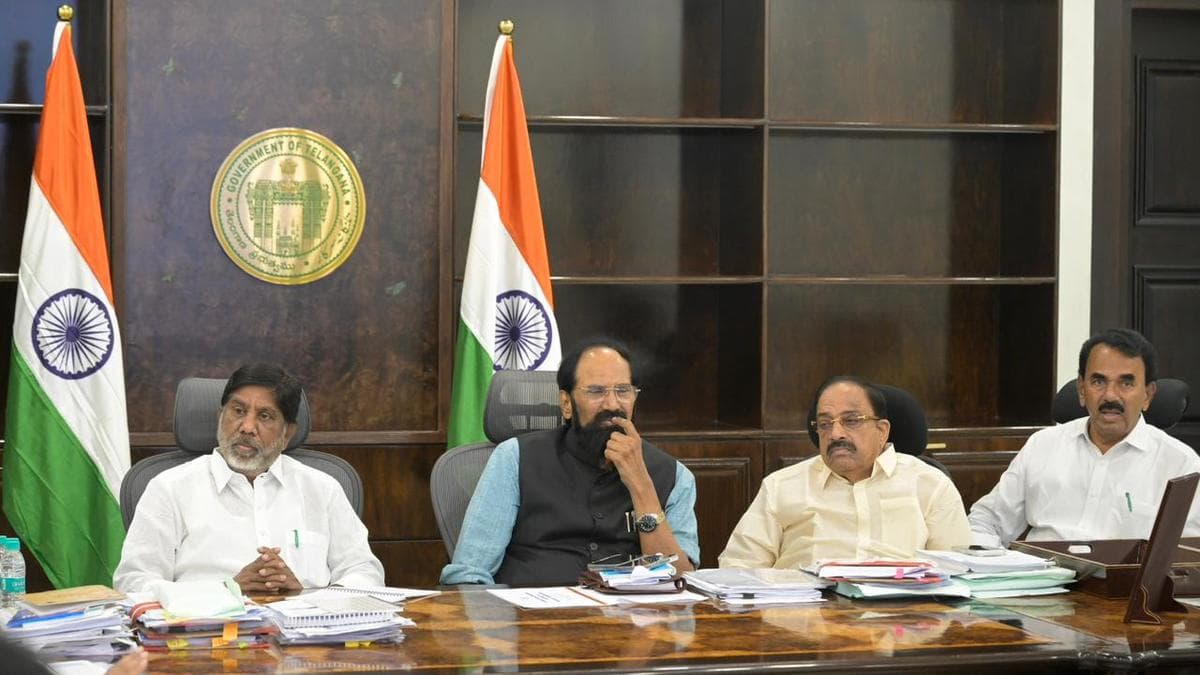 Telangana IT Minister for stronger digital push in govt. schools