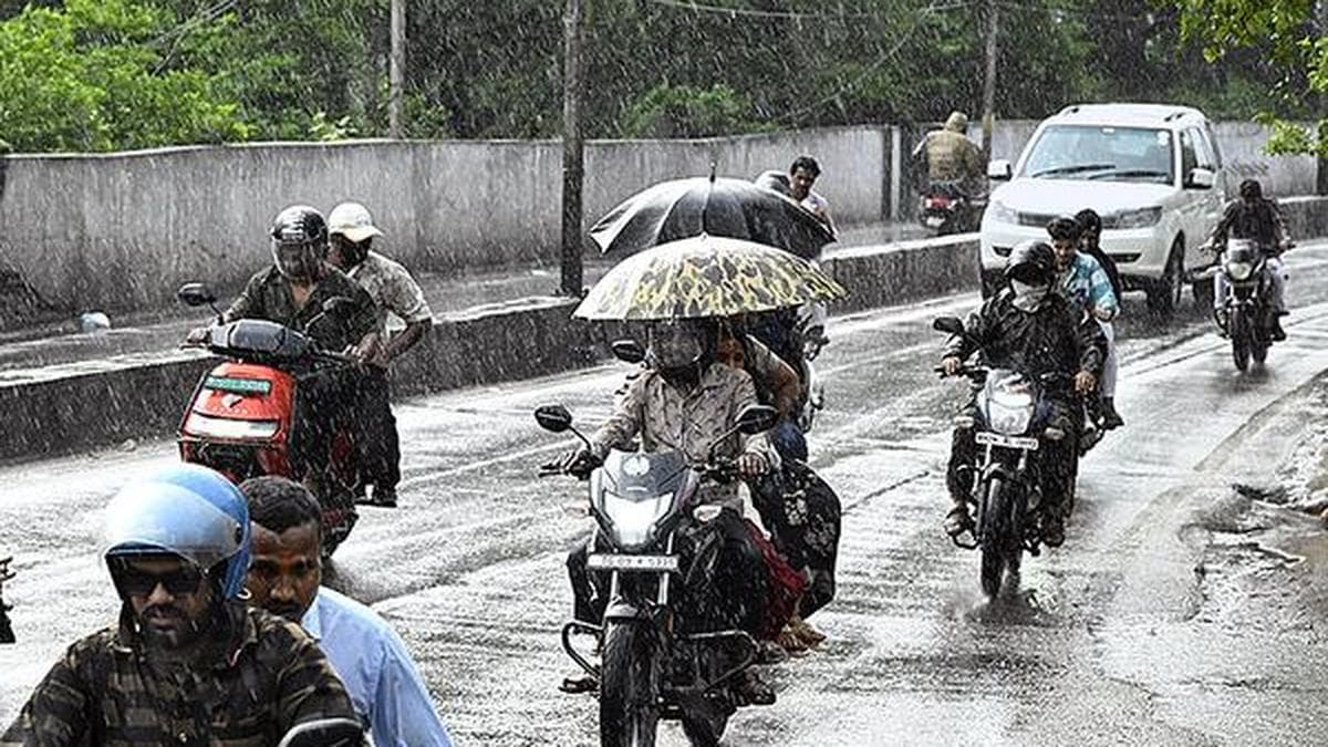 Sudden evening showers lash parts of Hyderabad on August 2