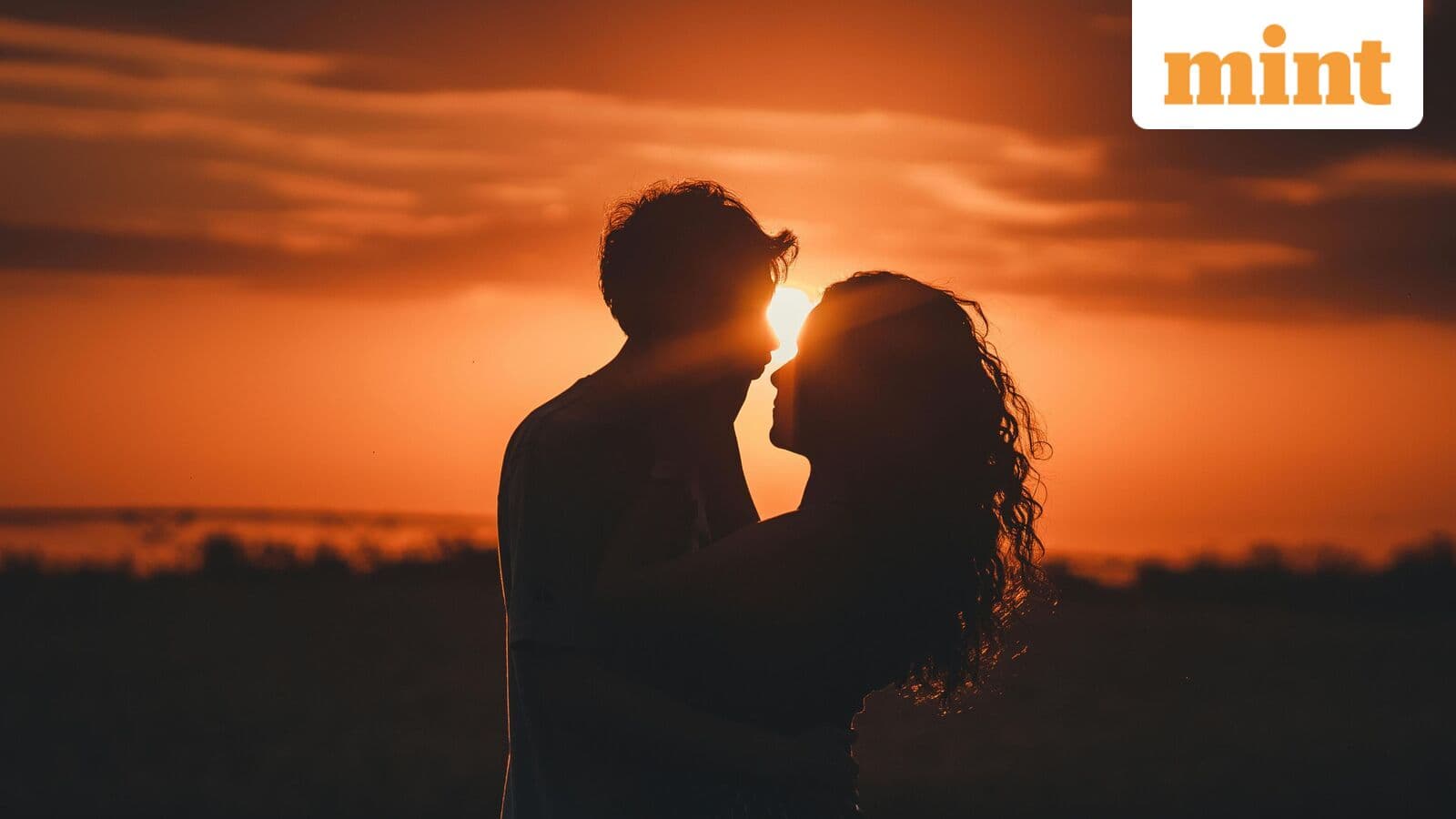 Chinese proverb of the day: ‘Living with love is happy, but living for love is foolish’
