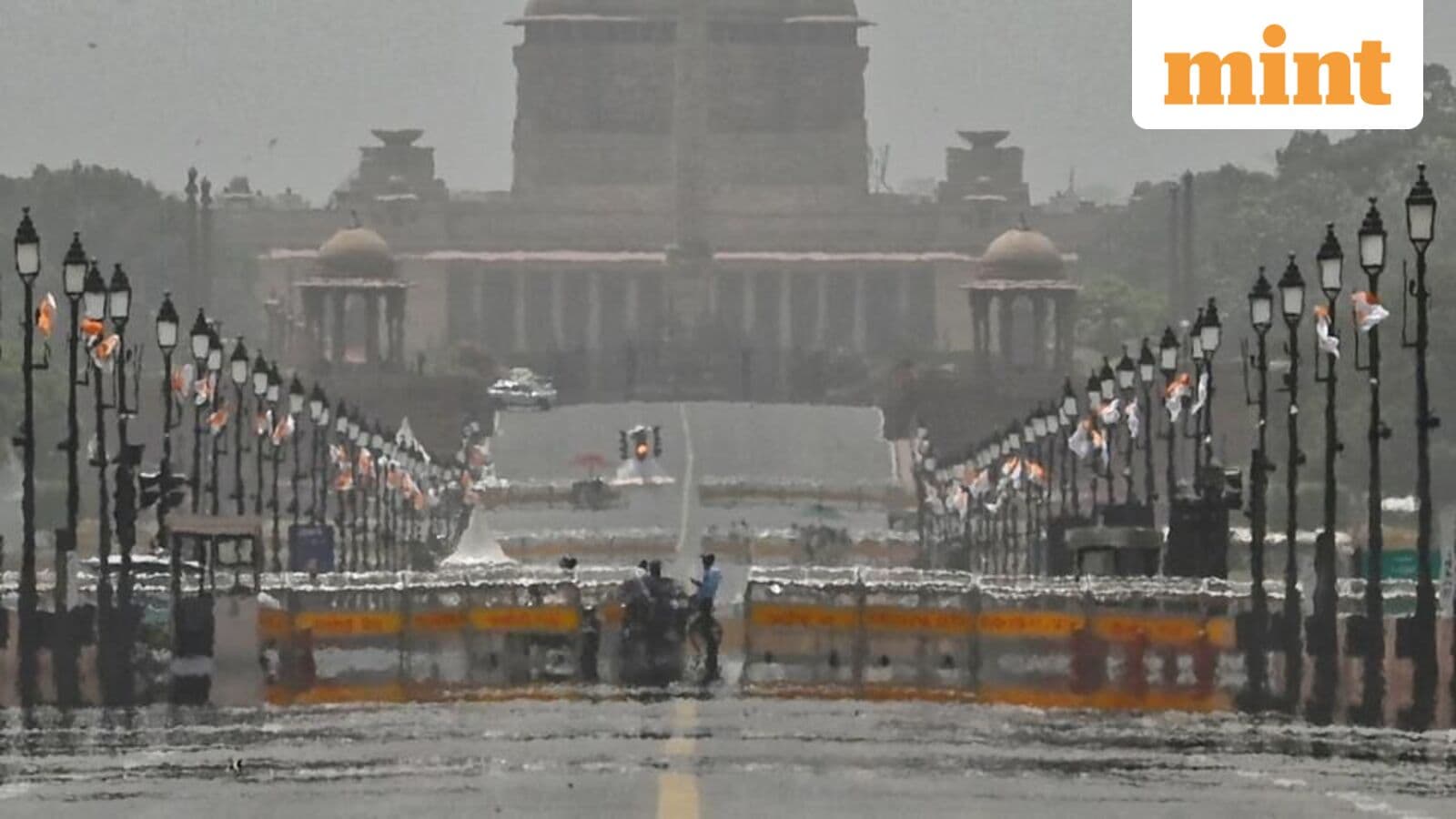 Delhi bakes under warmest May night in 14 years, ‘poor’ air quality grips national capital