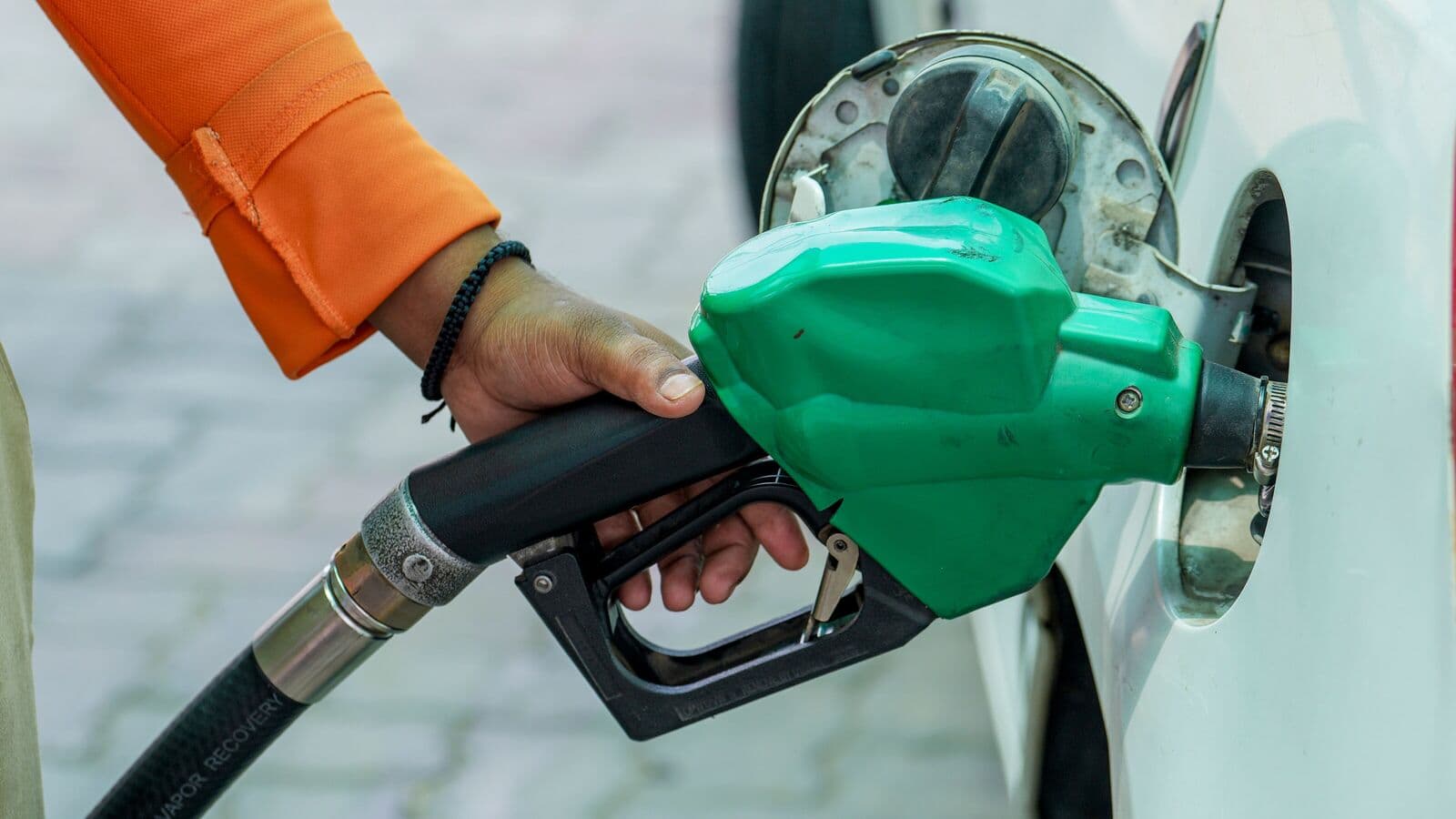 Petrol, Diesel prices hiked again: 4th increase in 2 weeks pushes Delhi petrol at ₹102.12, diesel at ₹95.20