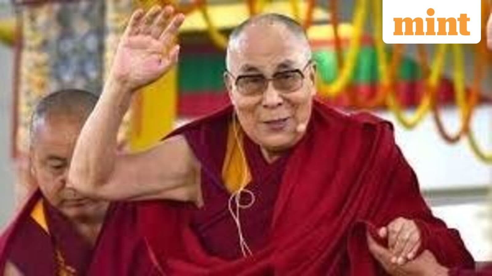 Dalai Lama arrives in Delhi for knee treatment, Ladakh visit on cards post-recovery - Video