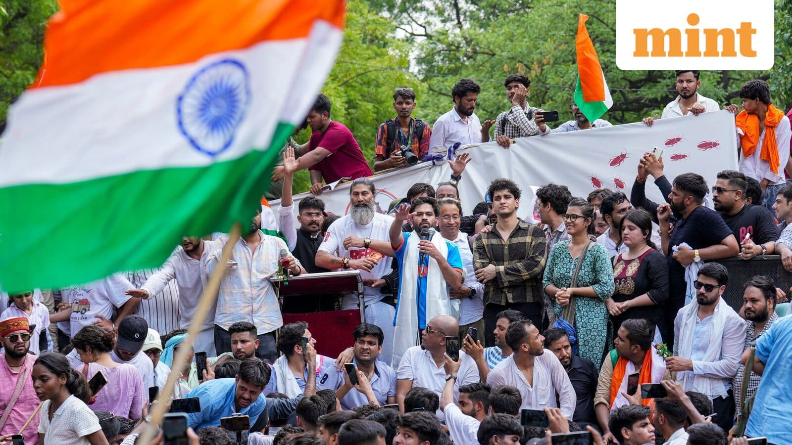 CJP Protest: A Saturday with ‘Cockroaches’ at Jantar Mantar – Of students, reels and slogans