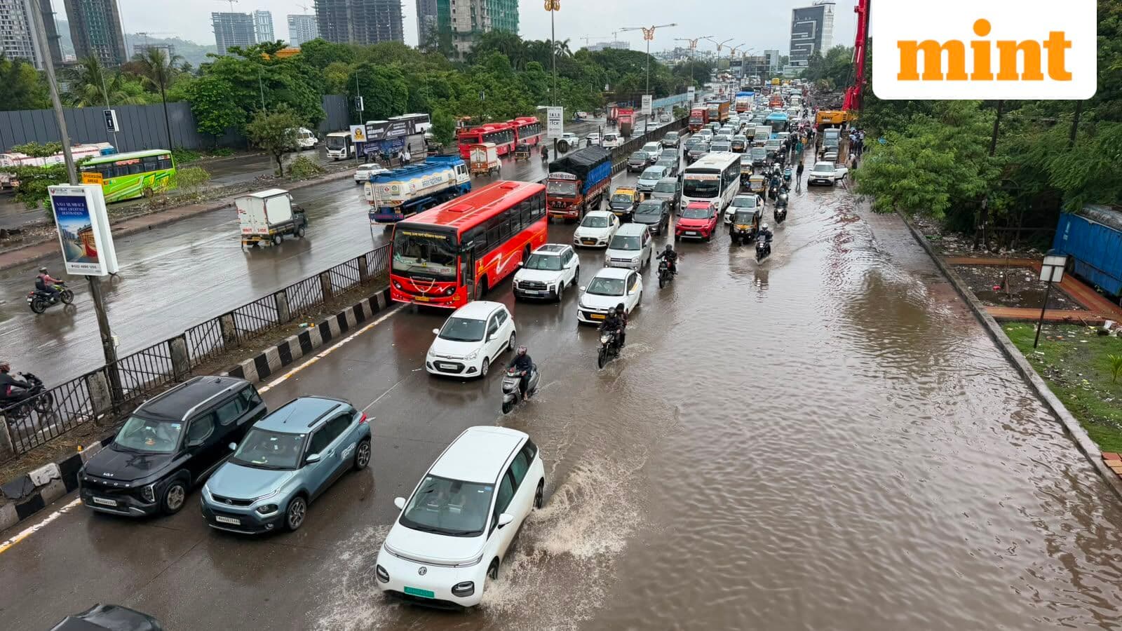 Monsoon update: Heavy rains pound Mumbai, cloudbursts cause flash floods in J&K's Doda. When will Delhi get showers?