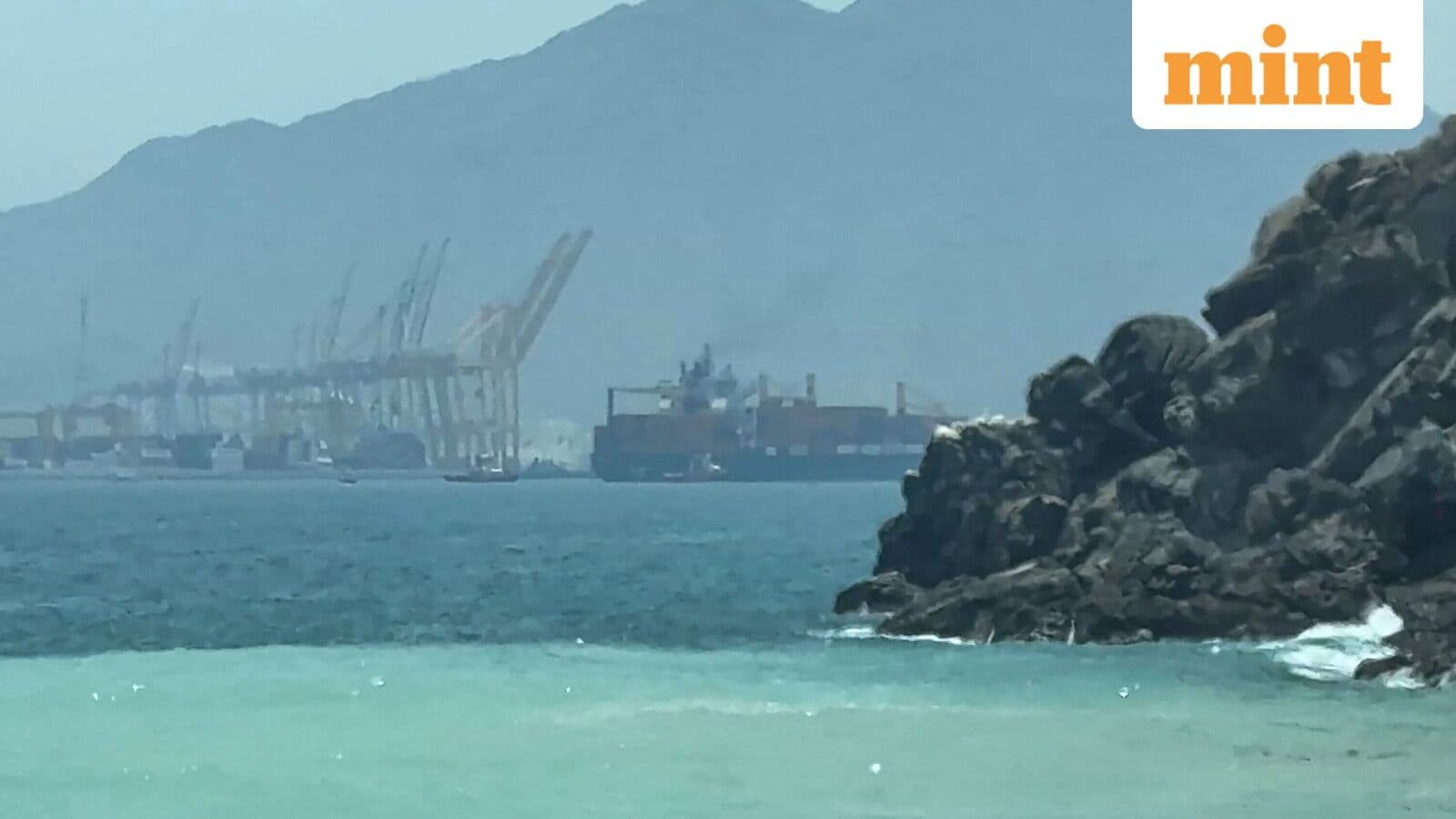 Iran rejects US’ Strait of Hormuz shipping ‘traffic is flowing’ claim, insists it remains closed