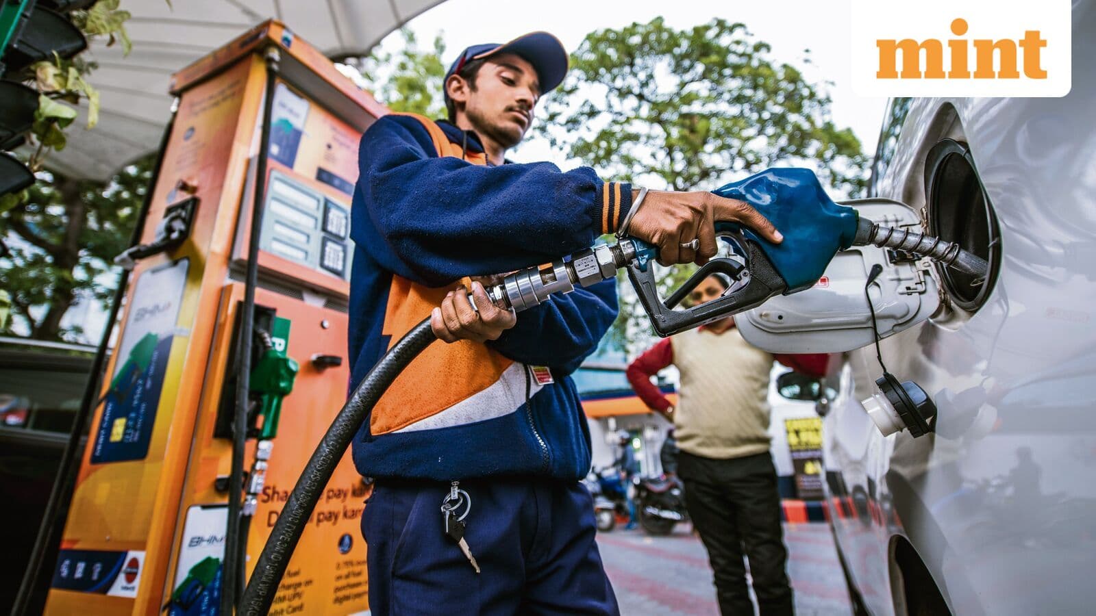 Petrol, diesel prices today: Fuel rates in Delhi, Mumbai as crude oil extends gain amid bleak outlook on US-Iran deal